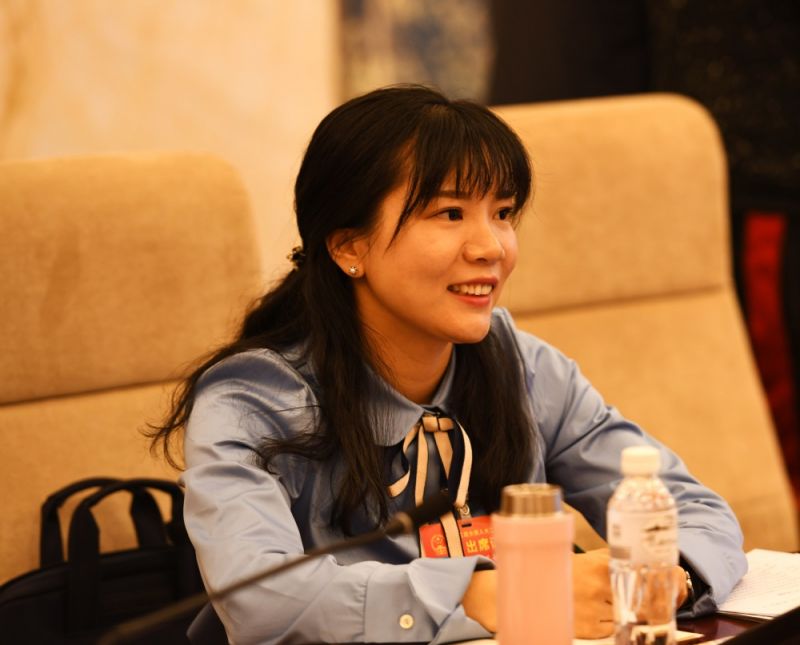 �����ģ�Ϊ���������������������������� Ϊ���������족����